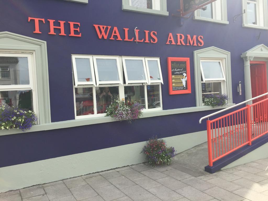 Wallis Arms Hotel Sráid an Mhuilinn Esterno foto